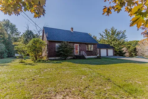 132 Adams Circle Farmington ME 04938