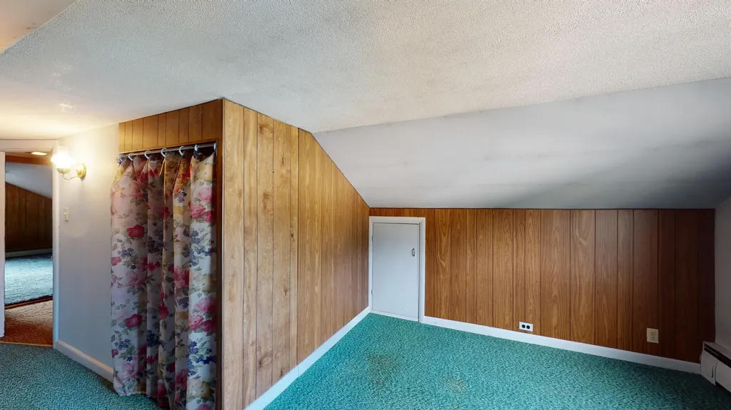365 Pond Road Lewiston ME 04240