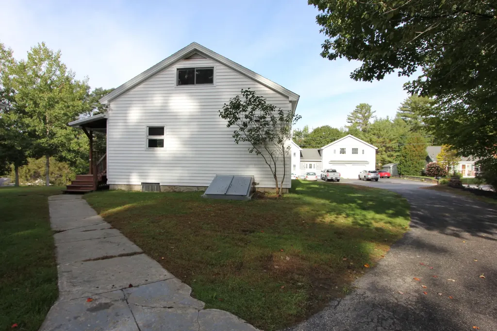 365 Pond Road Lewiston ME 04240