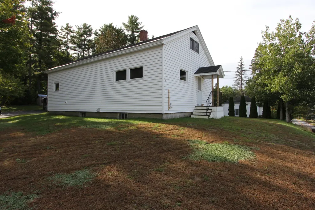 365 Pond Road Lewiston ME 04240
