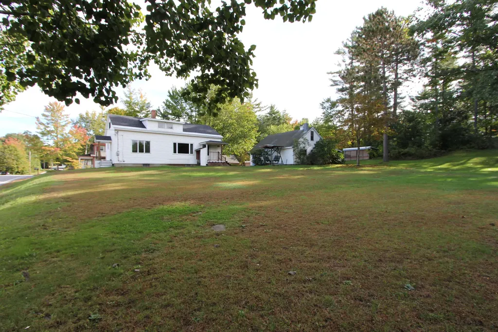365 Pond Road Lewiston ME 04240