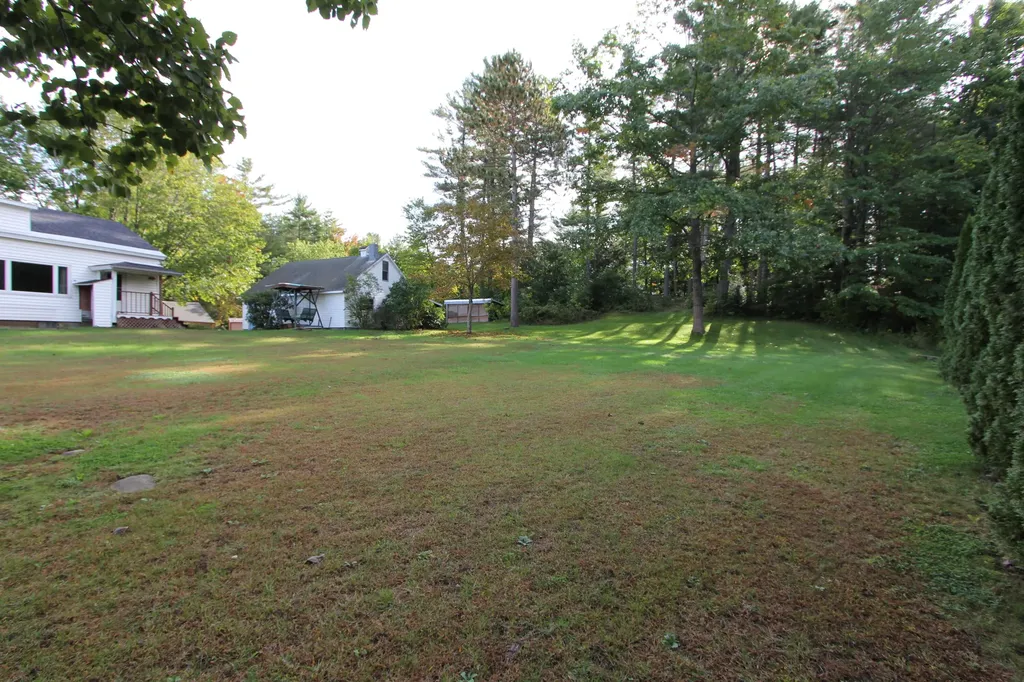365 Pond Road Lewiston ME 04240