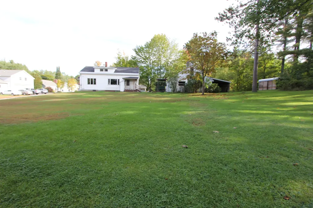 365 Pond Road Lewiston ME 04240