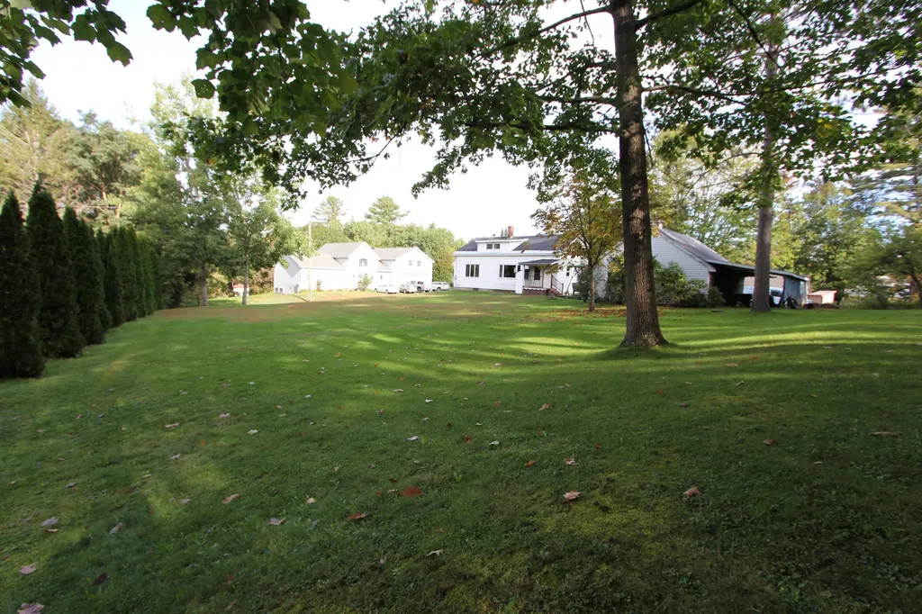 365 Pond Road Lewiston ME 04240