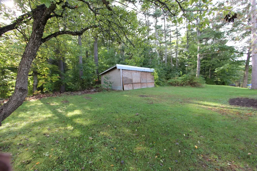365 Pond Road Lewiston ME 04240