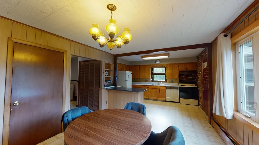 365 Pond Road Lewiston ME 04240