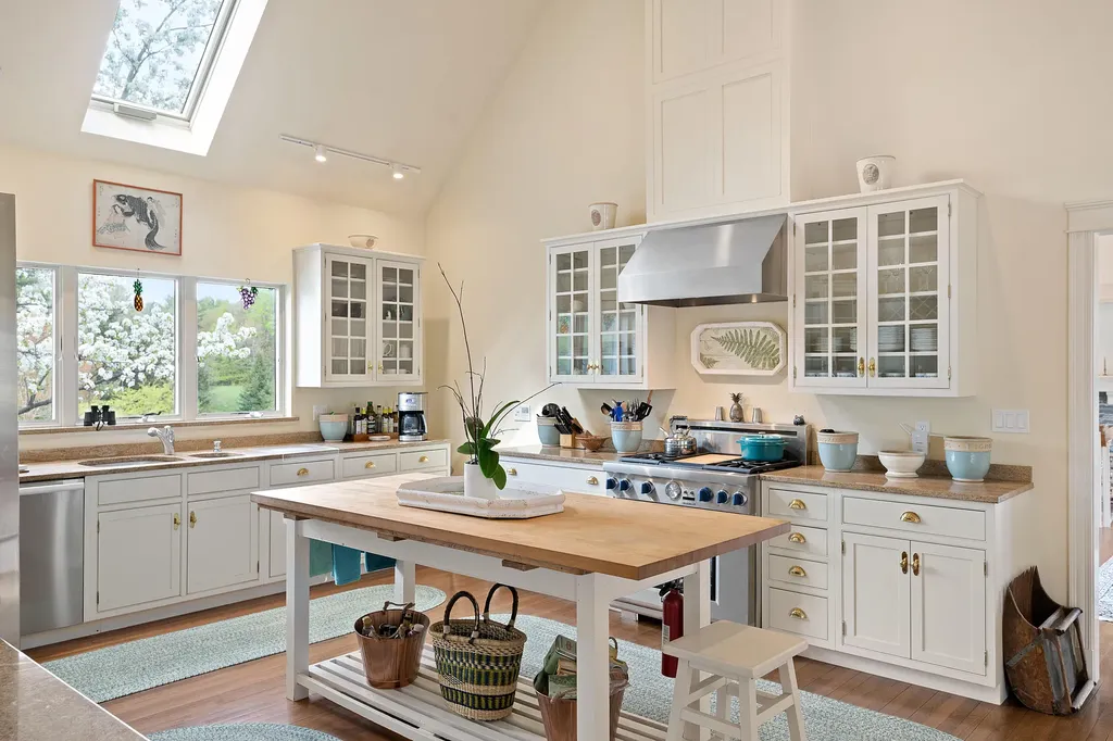 238 Hallowell Road Pownal ME 04069