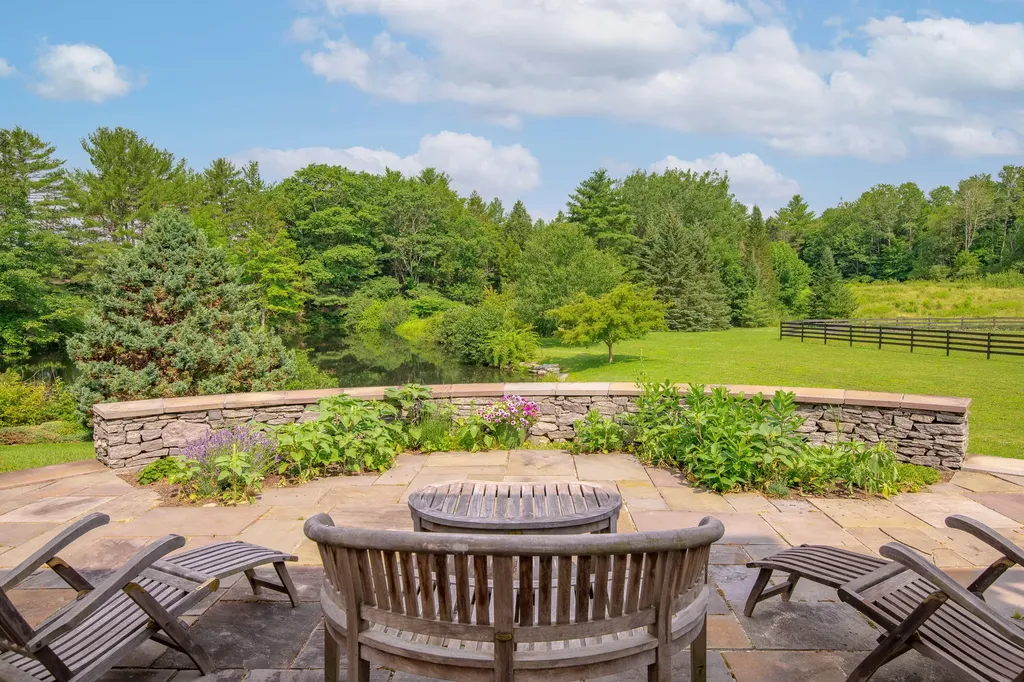 238 Hallowell Road Pownal ME 04069