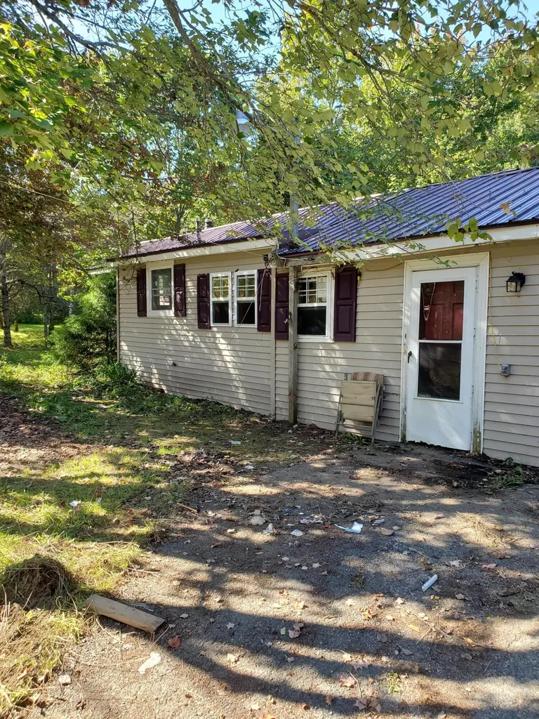 227 Troy Road Detroit ME 04929