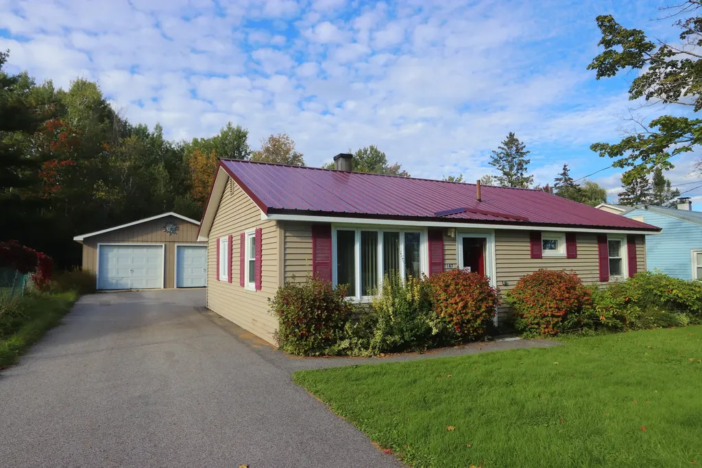 187 Thornton Road Bangor ME 04401