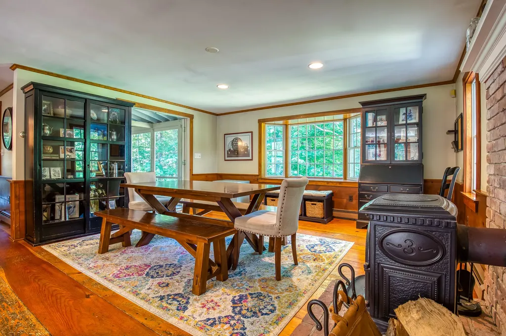 172 Mills Road Kennebunkport ME 04046