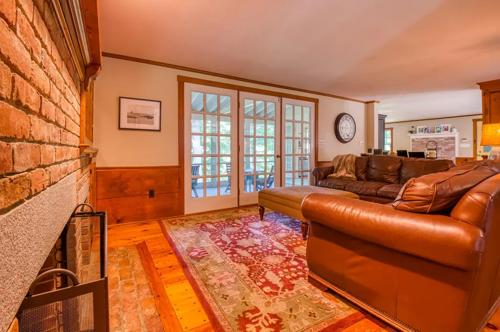 172 Mills Road Kennebunkport ME 04046