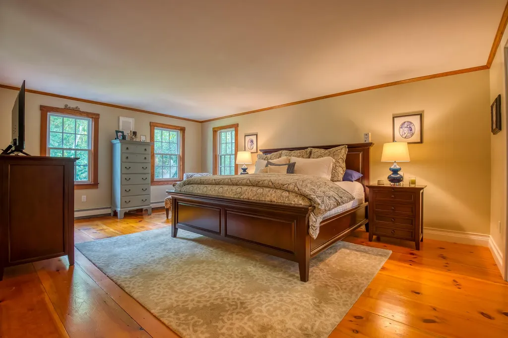 172 Mills Road Kennebunkport ME 04046