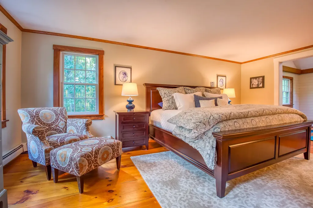 172 Mills Road Kennebunkport ME 04046