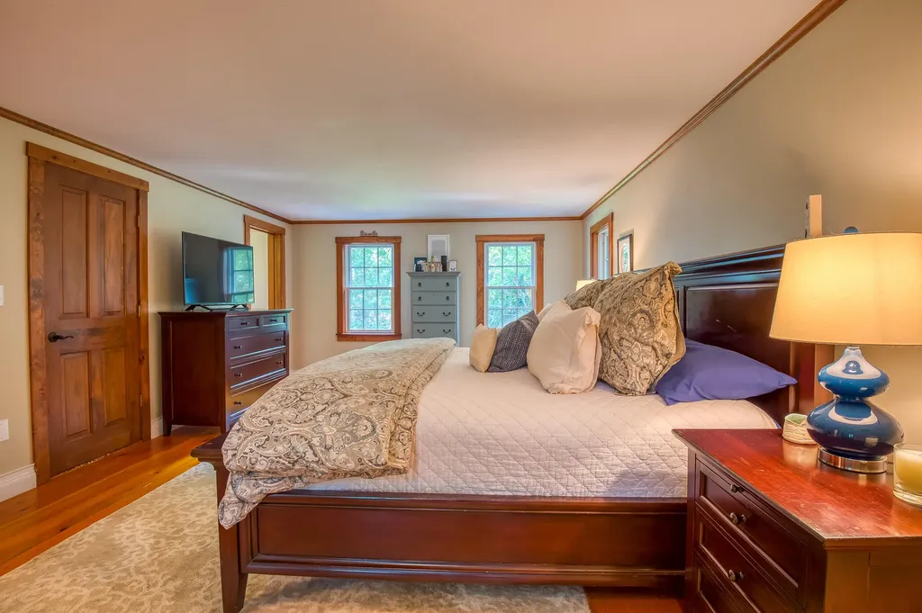 172 Mills Road Kennebunkport ME 04046