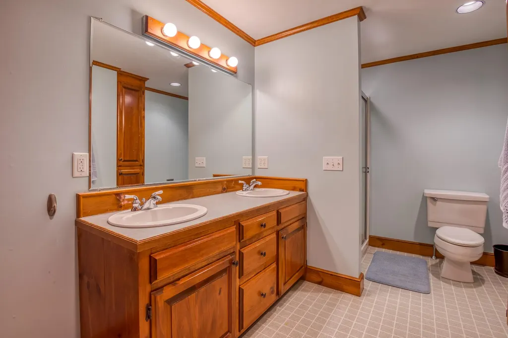 172 Mills Road Kennebunkport ME 04046