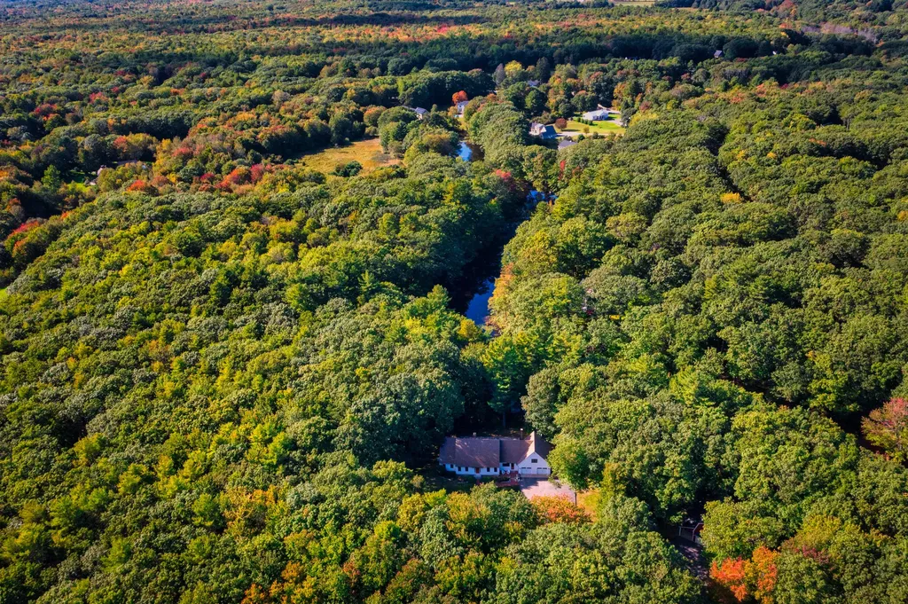 172 Mills Road Kennebunkport ME 04046