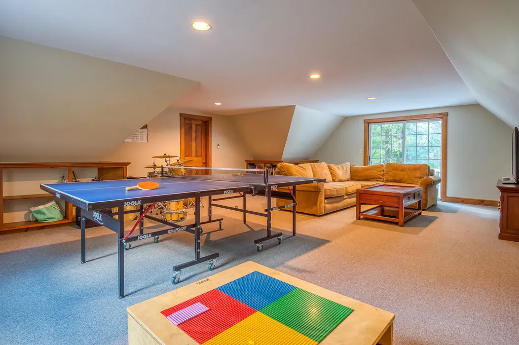 172 Mills Road Kennebunkport ME 04046