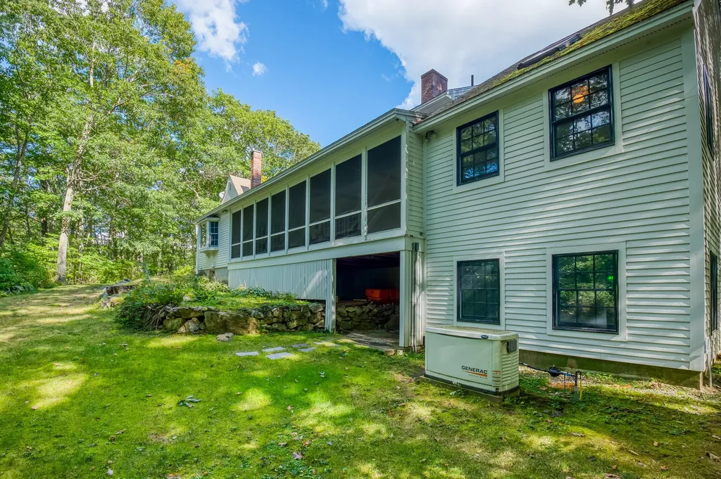 172 Mills Road Kennebunkport ME 04046