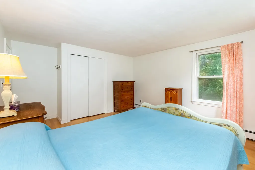 74 Royal Heights Wells ME 04090