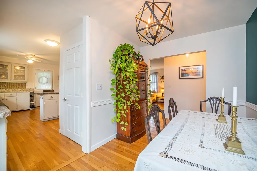 113 New Meadows Road West Bath ME 04530