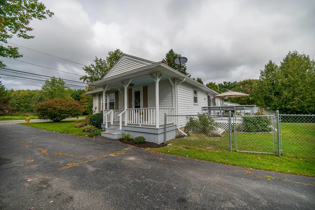 113 New Meadows Road West Bath ME 04530