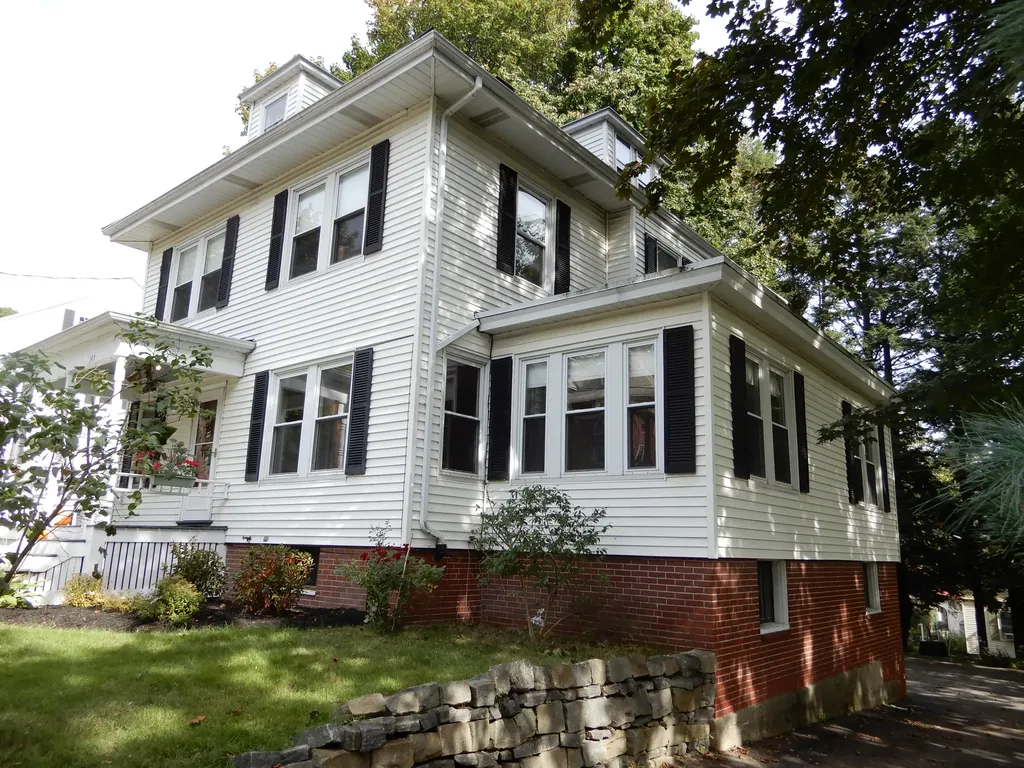 193 Edwards Street Portland ME 04102
