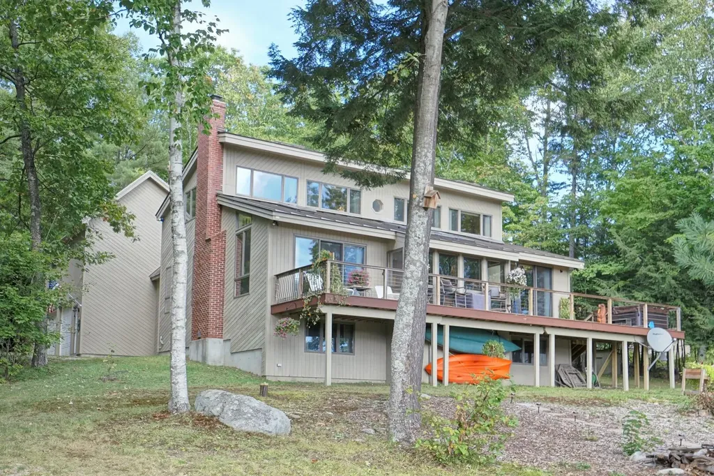 30 Hawk Ridge Road Harrison ME 04040