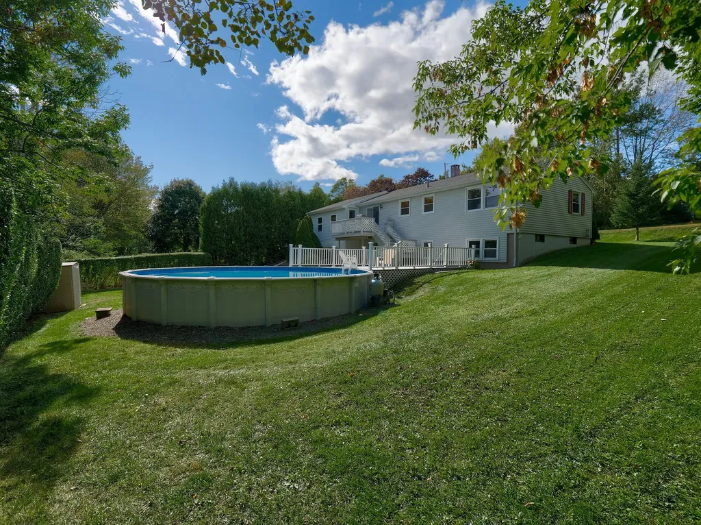 12 Olympic Avenue Rockland ME 04841