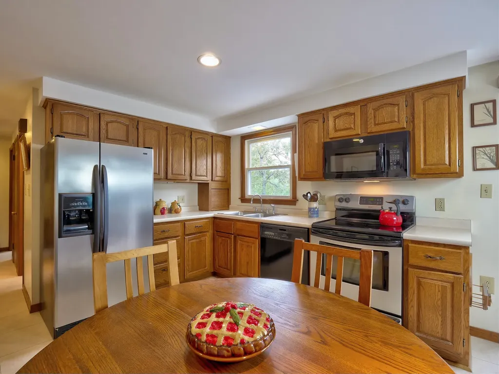 12 Olympic Avenue Rockland ME 04841