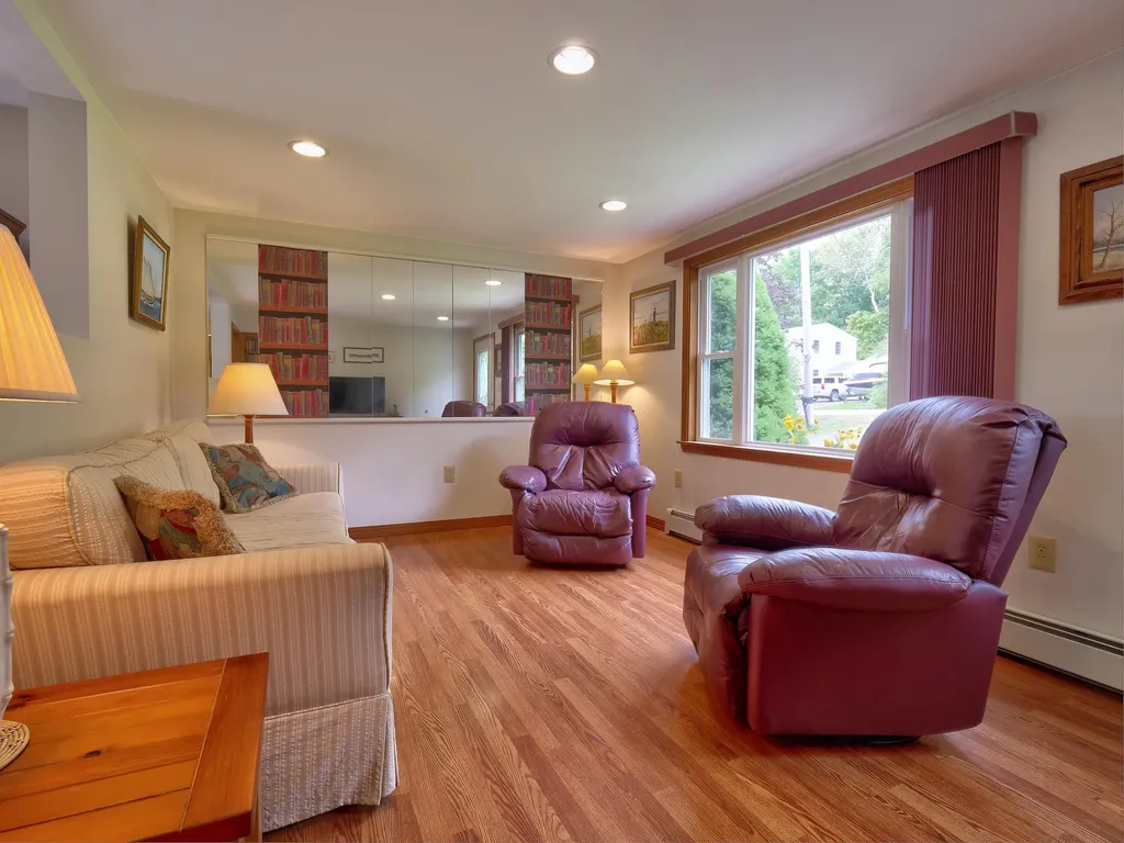 12 Olympic Avenue Rockland ME 04841