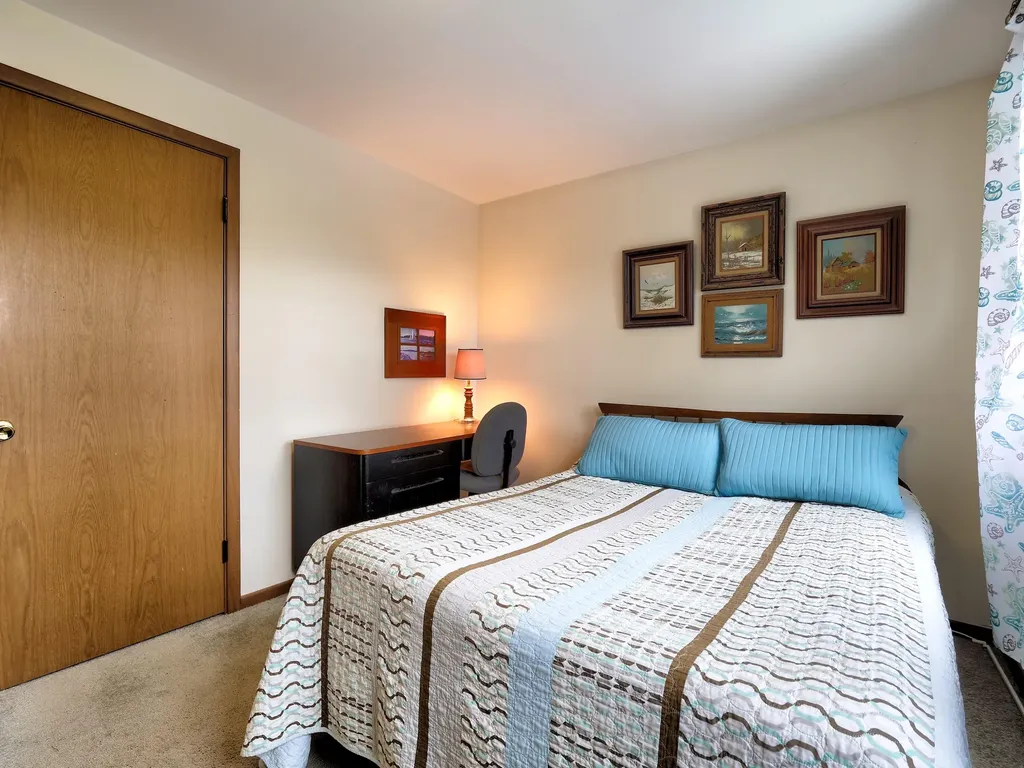 12 Olympic Avenue Rockland ME 04841