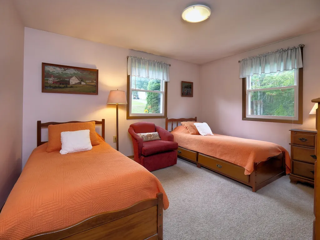12 Olympic Avenue Rockland ME 04841