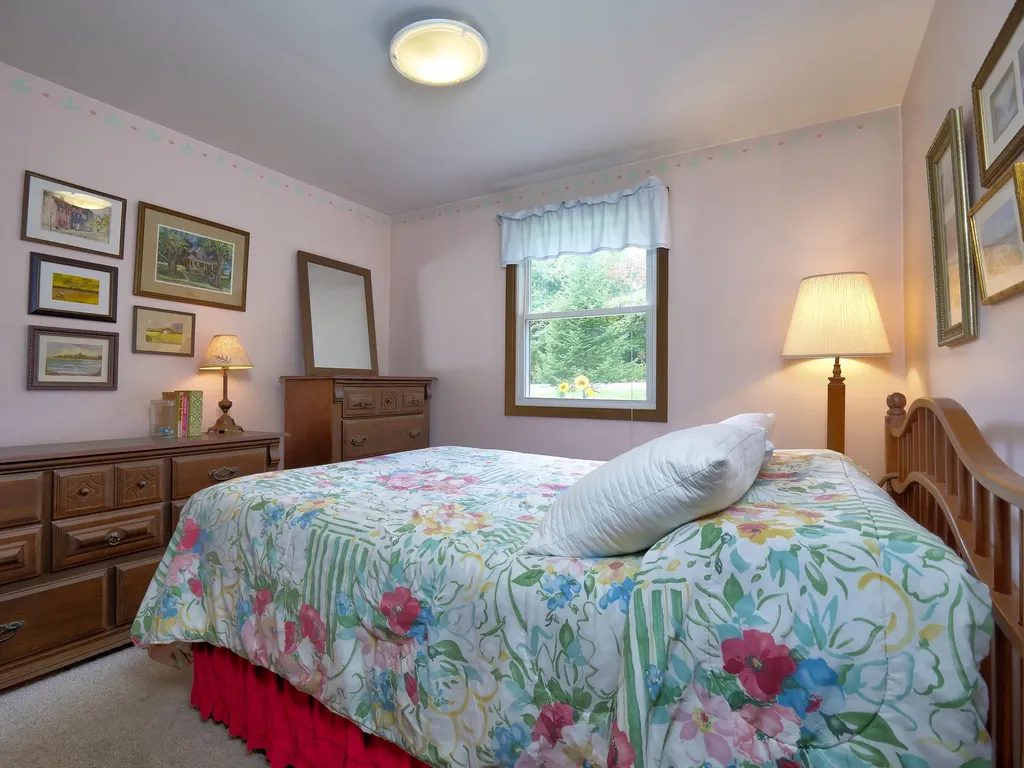 12 Olympic Avenue Rockland ME 04841