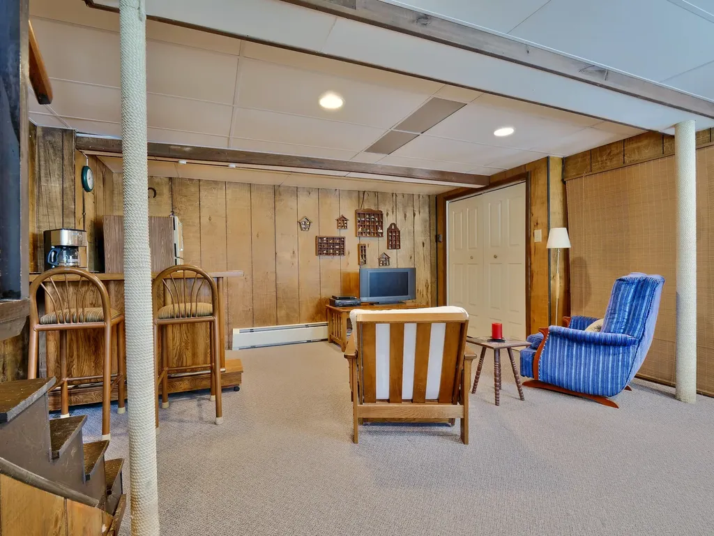 12 Olympic Avenue Rockland ME 04841