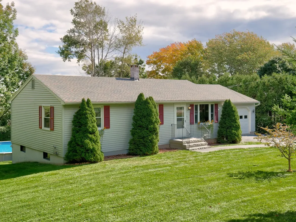 12 Olympic Avenue Rockland ME 04841