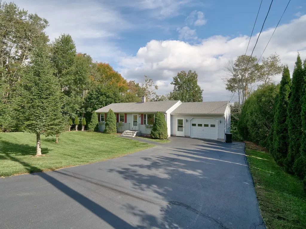 12 Olympic Avenue Rockland ME 04841