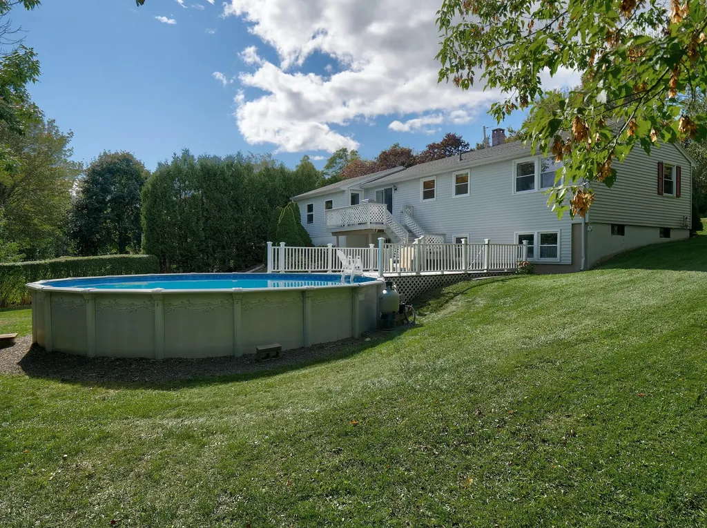 12 Olympic Avenue Rockland ME 04841
