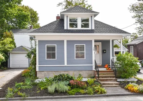 28 Tremaine Street Portland ME 04103