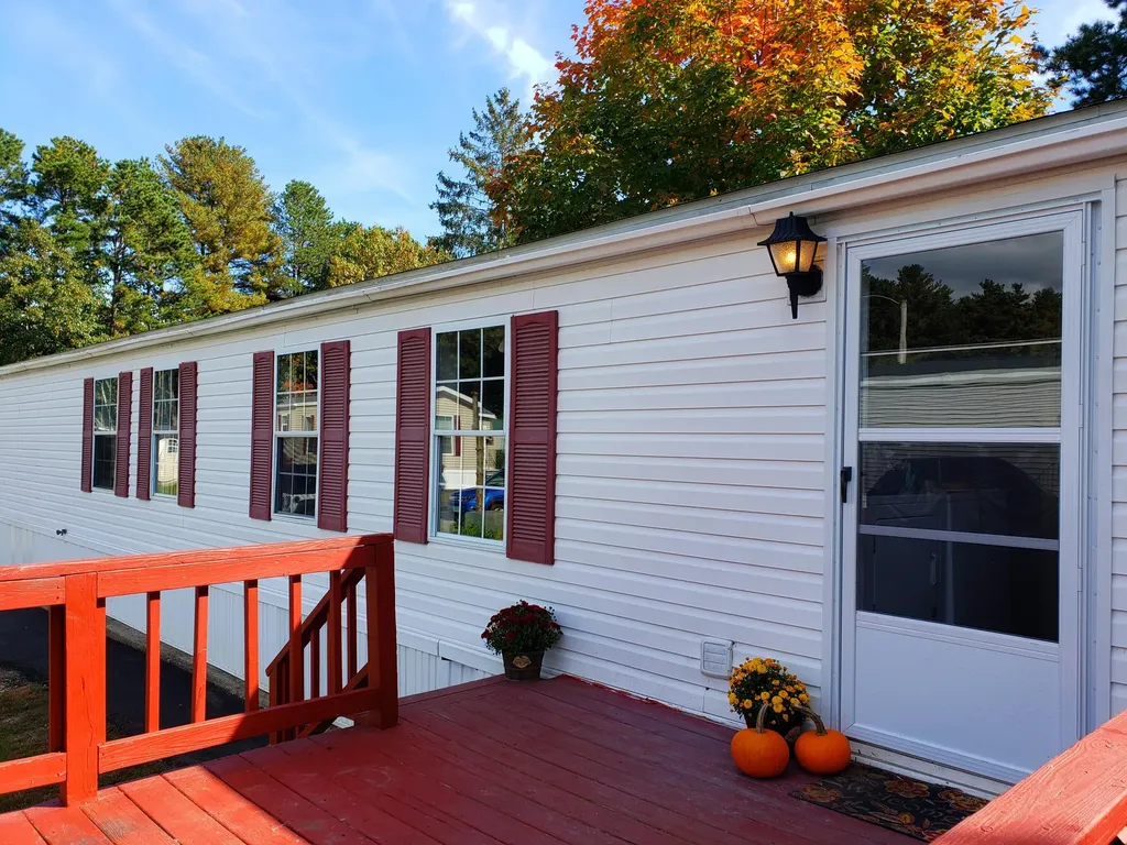 55 Pheasant Road Saco ME 04072