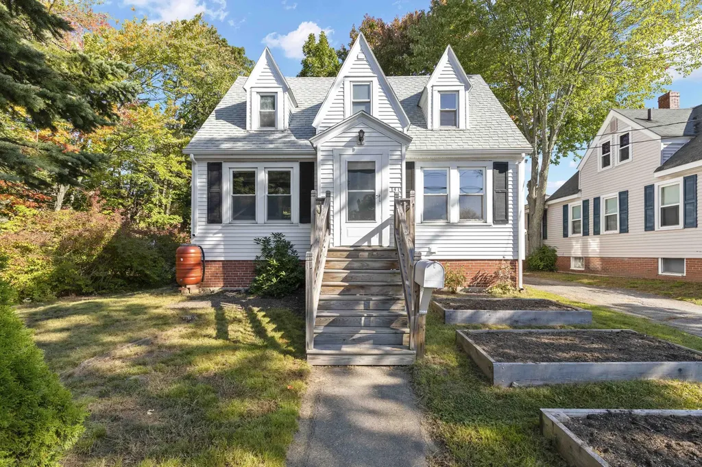 141 Read Street Portland ME 04103