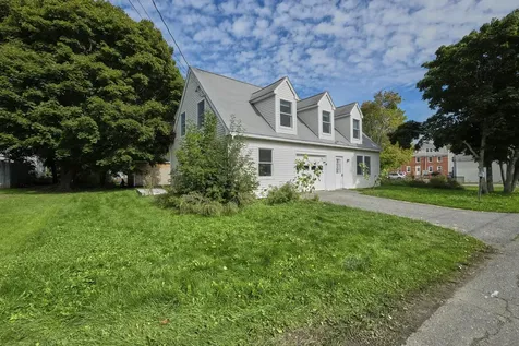 3 Tea Street Rockland ME 04841