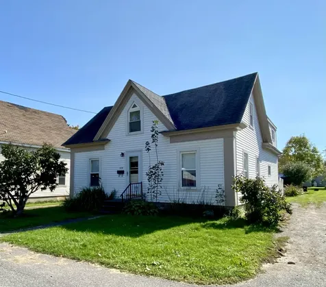 102 Union Street Calais ME 04619