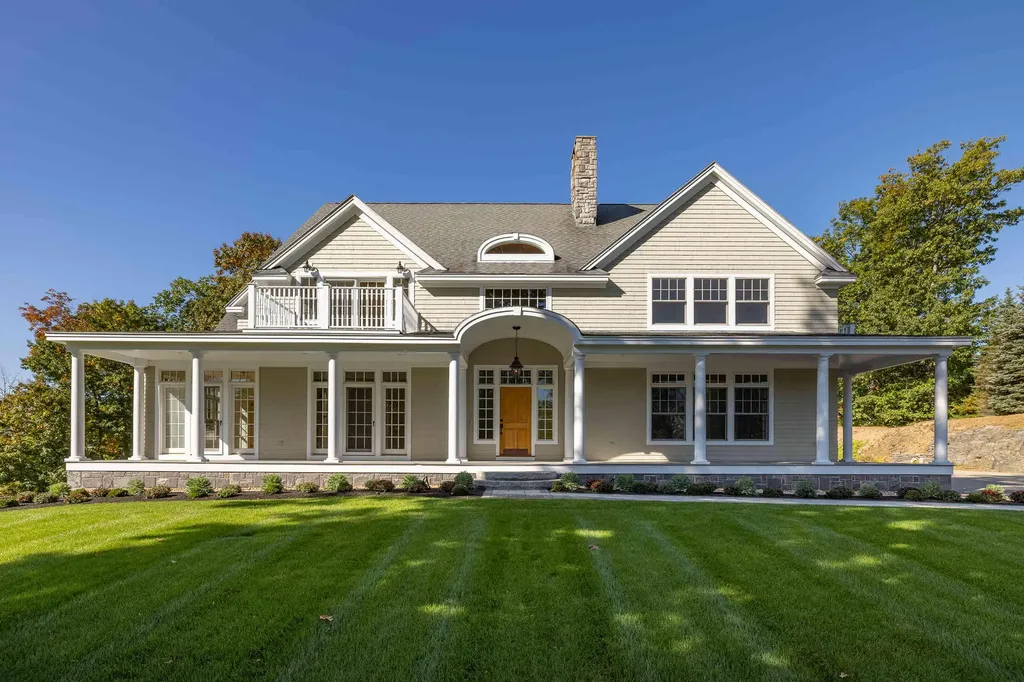 1 Tudor Drive Kittery ME 03904