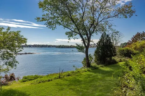 6 Follett Lane Kittery ME 03905