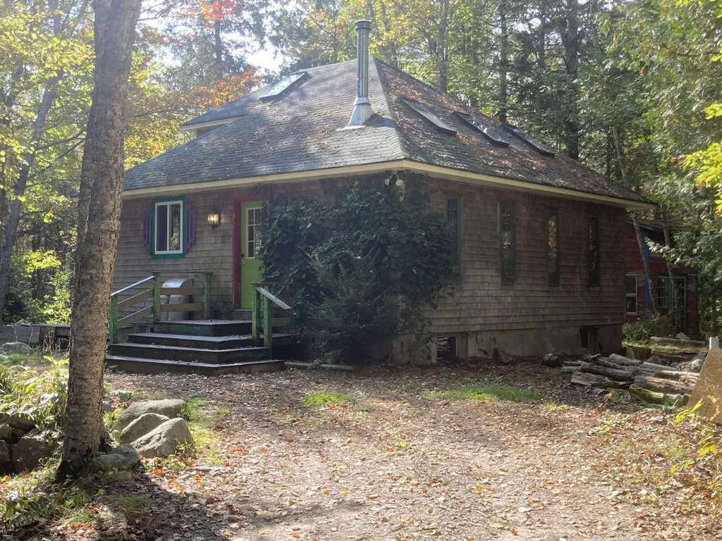 455 Varnum Road Brooksville ME 04617