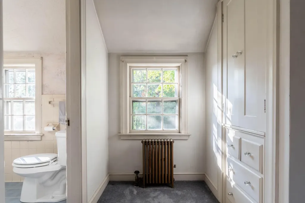26 Dirigo Street Portland ME 04102