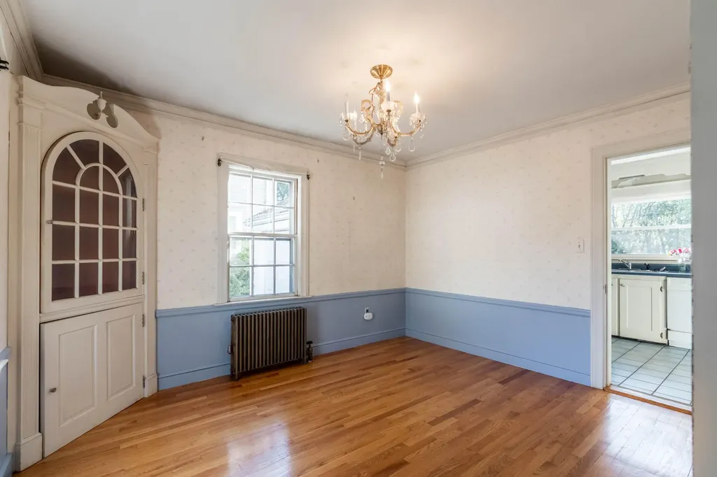 26 Dirigo Street Portland ME 04102