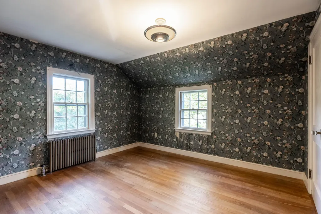 26 Dirigo Street Portland ME 04102