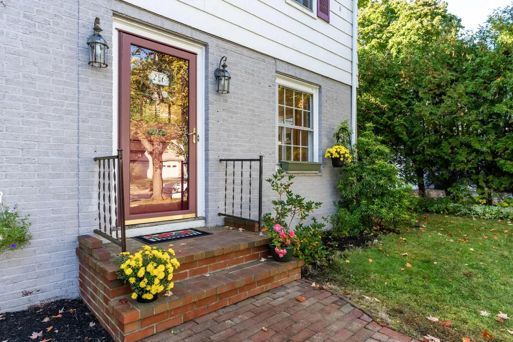 26 Dirigo Street Portland ME 04102